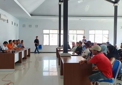 Pemkab Jember Gelar Pertemuan dengan Keluarga Korban Kecelakaan Laut, Dukung Penuh Pencarian 6 Nelayan Hilang
